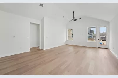 315 San Saba Drive, Buda, TX 78610 - Photo 9