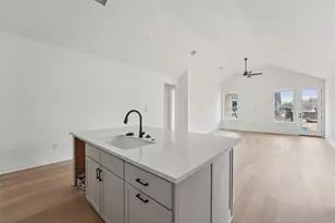 315 San Saba Dr, Buda, TX 78610 - Photo 17