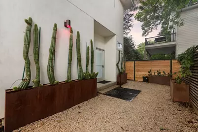 2008 Riverview Street #B, Austin, TX 78702 - Photo 5