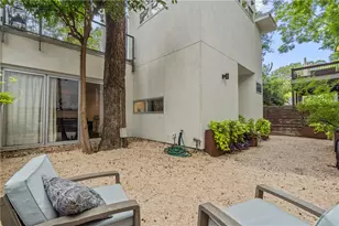 2008 Riverview St, Austin, TX 78702 - Photo 3