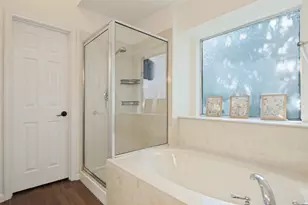 8104 Isaac Pryor Dr, Austin, TX 78749 - Photo 23