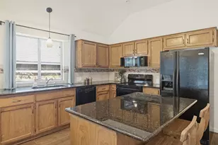 8104 Isaac Pryor Dr, Austin, TX 78749 - Photo 15