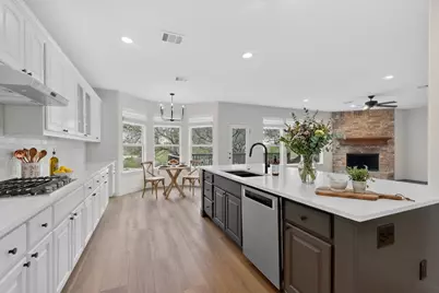 8617 Cobblestone, Austin, TX 78735 - Photo 9