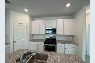3023 Shore Lark, New Braunfels, TX 78130 - Photo 3