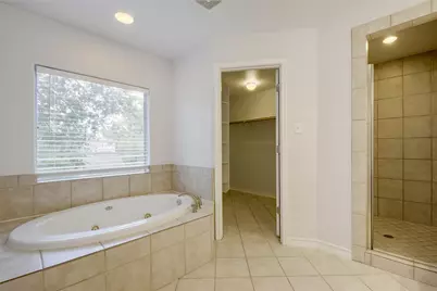 2933 E Martin Luther King Jr Boulevard #B, Austin, TX 78702 - Photo 21