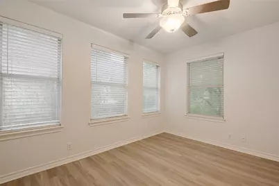 2933 E Martin Luther King Jr Boulevard #B, Austin, TX 78702 - Photo 23