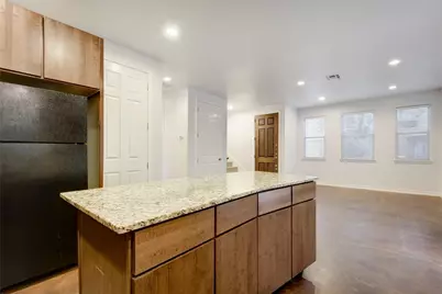 2933 E Martin Luther King Jr Boulevard #B, Austin, TX 78702 - Photo 9