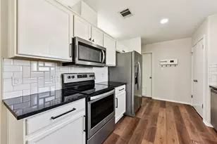 6303 La Mesa St, Leander, TX 78645 - Photo 11