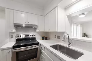 2122 Hancock Dr, Austin, TX 78756 - Photo 11