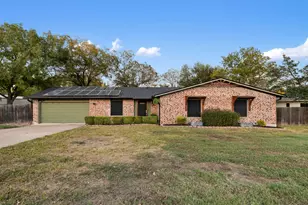 1802 Bumblebee Dr, Pflugerville, TX 78660 - Photo 1