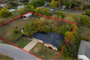1802 Bumblebee Dr, Pflugerville, TX 78660 - Photo 1