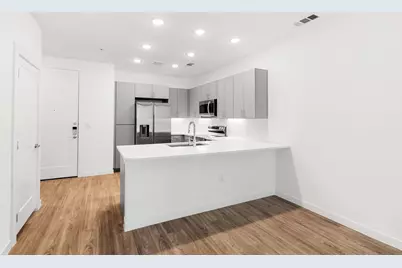 4801 Springdale Road #2002, Austin, TX 78723 - Photo 3