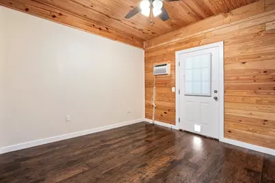 5270 S US Highway 281, Johnson City, TX 78636 - Photo 11