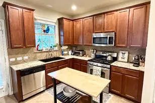 1310 W Parmer Ln, Austin, TX 78727 - Photo 5