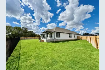 209 Coopers Hawk Crest, Cedar Creek, TX 78612 - Photo 5