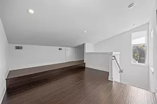 502 W 51st St, Austin, TX 78751 - Photo 23