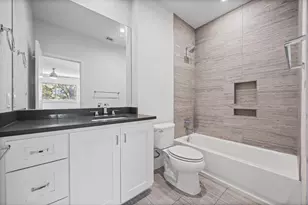 502 W 51st St, Austin, TX 78751 - Photo 25