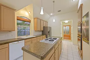 6409 Abilene Trl, Austin, TX 78749 - Photo 9