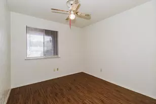 323 W William Cannon Dr, Austin, TX 78745 - Photo 15