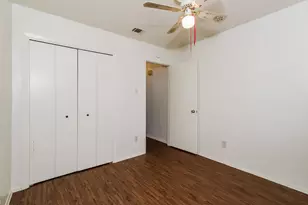 323 W William Cannon Dr, Austin, TX 78745 - Photo 17