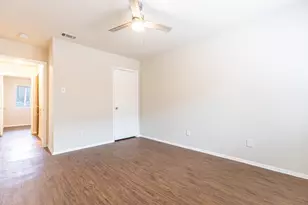 323 W William Cannon Dr, Austin, TX 78745 - Photo 21