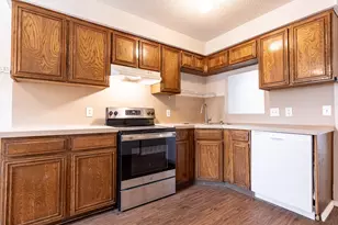 323 W William Cannon Dr, Austin, TX 78745 - Photo 11