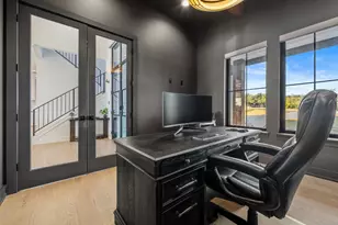 5001 Creek Meadow Cove, Spicewood, TX 78669 - Photo 19