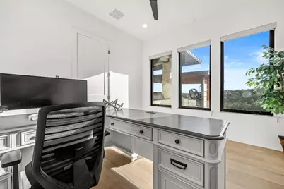 5001 Creek Meadow Cove, Spicewood, TX 78669 - Photo 21