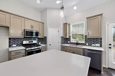 12605 Iron Bridge Drive, Manchaca, TX 78652 - Photo 17