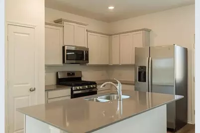 7104 Spotted Leaf Way, Del Valle, TX 78617 - Photo 7