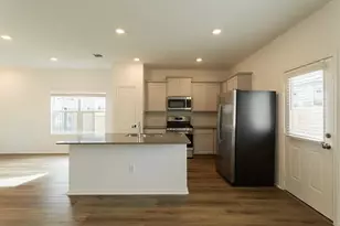 7104 Spotted Leaf Wy, Del Valle, TX 78617 - Photo 7