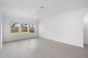 138 Arbordale St, Georgetown, TX 78628 - Photo 9