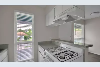 4406 Avenue C Avenue #205, Austin, TX 78751 - Photo 13