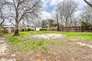 6206 Hogan Ave, Austin, TX 78741 - Photo 9