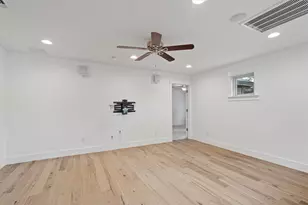 5415 Woodview Ave, Austin, TX 78756 - Photo 21