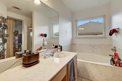 11422 Birchover Lane, Austin, TX 78754 - Photo 9