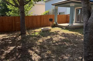 7108 Walkup Ln, Austin, TX 78747 - Photo 27