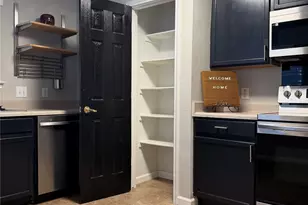 7108 Walkup Ln, Austin, TX 78747 - Photo 3
