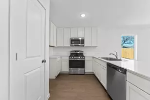 114 Ellendale Pl, Fredericksburg, TX 78624 - Photo 9