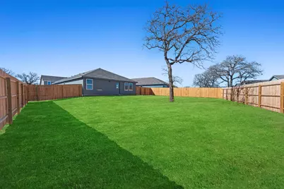 114 Ellendale Place, Fredericksburg, TX 78624 - Photo 19
