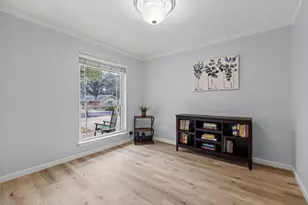 11602 Three Oaks Trail, Austin, TX 78759 - Photo 23