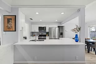 11602 Three Oaks Trail, Austin, TX 78759 - Photo 9