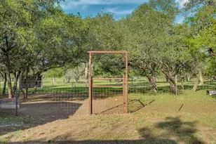 1185 Co Rd 258, Bertram, TX 78605 - Photo 33