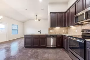 118 Samuel Dr, Buda, TX 78610 - Photo 11