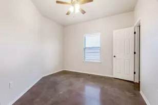 118 Samuel Dr, Buda, TX 78610 - Photo 17