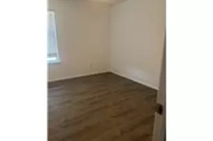 209 Reagor Dr, Taylor, TX 76574 - Photo 17