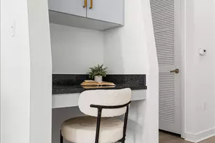 360 Nueces St, Austin, TX 78701 - Photo 23