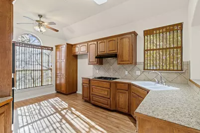 715 Enchanted Rock Trail, Georgetown, TX 78633 - Photo 3