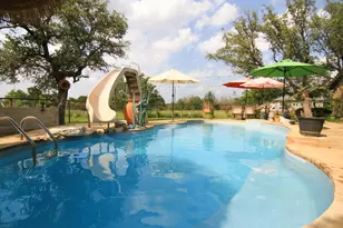 219 Young Ranch Rd, Georgetown, TX 78633 - Photo 5