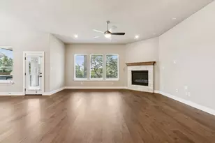 313 Puppy Dog Pass, San Marcos, TX 78666 - Photo 3